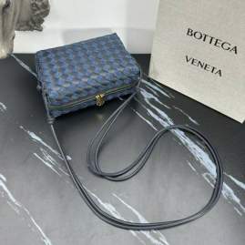 Picture of Bottega Veneta Handbags _SKUfw184066442fw